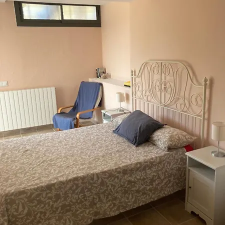 Casa Con Vista Y Jardin, A 20' De La Playa *